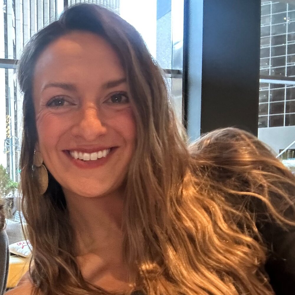 Meet your Posher, Fena